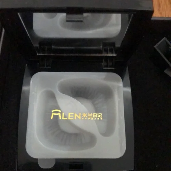 NIB MLEN Nano Soft Magnetic Eyelashes
